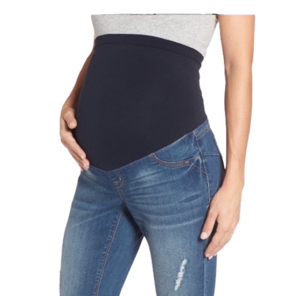 Maternity clothing Lot